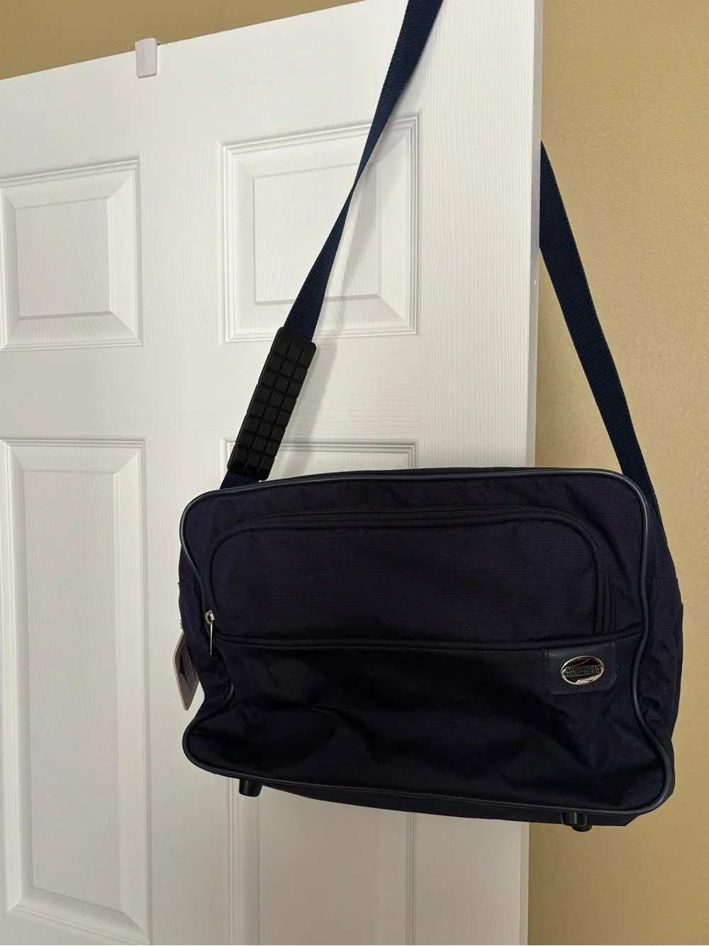 American Tourister lightweight american